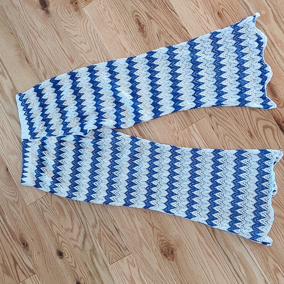 SHEIN Other - Shein Swim Cover-up Beach Capris.  Size Small*  Blue/White Chevron